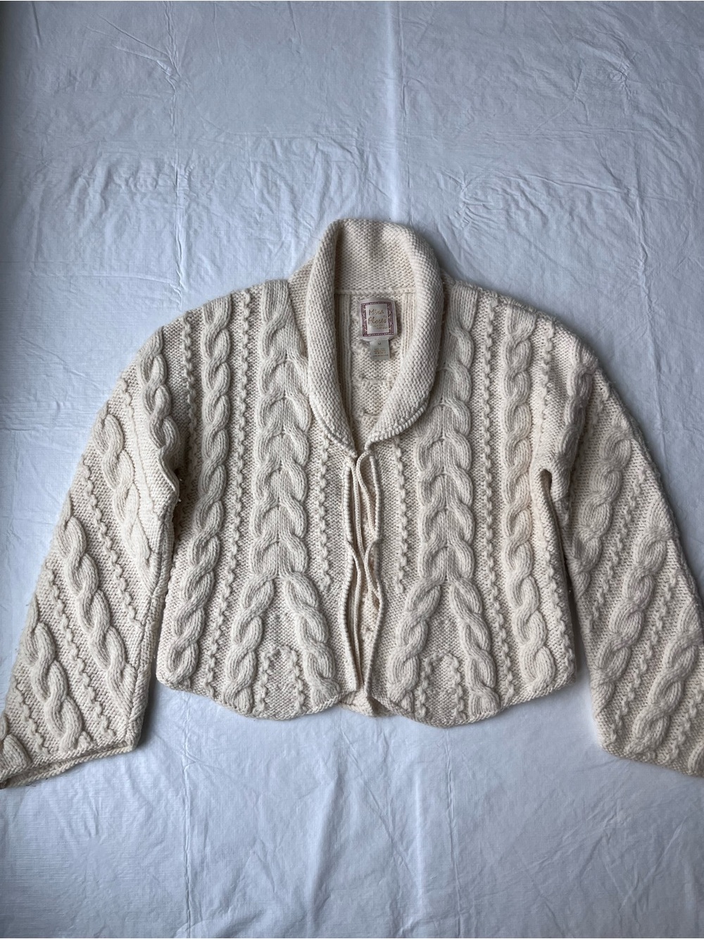 Mira Flores 100% Wool Cream Cardigan Sweater